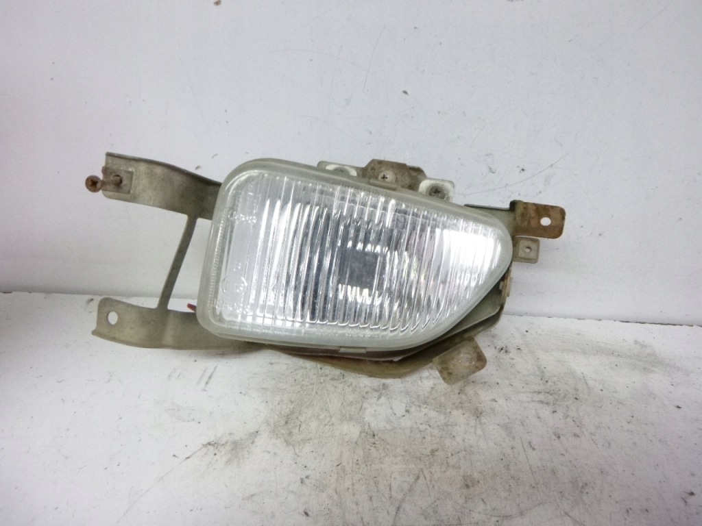 Купить Противотуманная фара mitsubishi colt v 1997r.