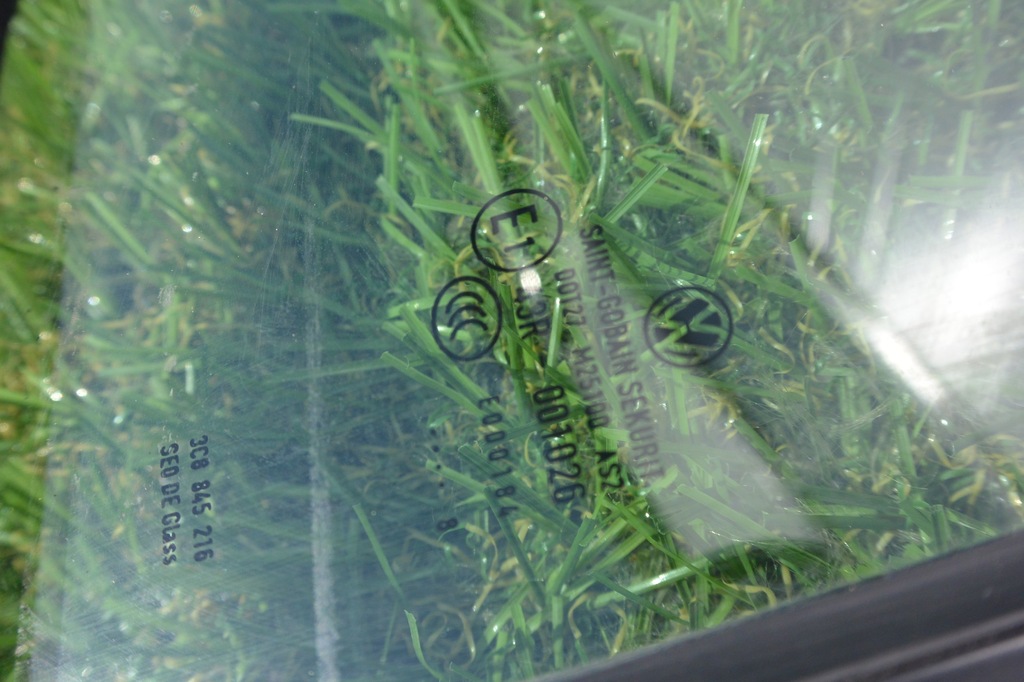 фото №6, Стекло дверь задняя левая правая треугольник passat cc vw