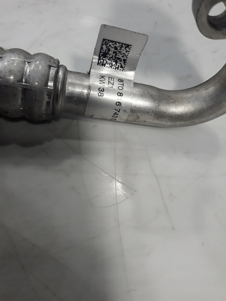 фото №2, Шланг кондиціонера audi q5 2.0 tdi 8t0816743