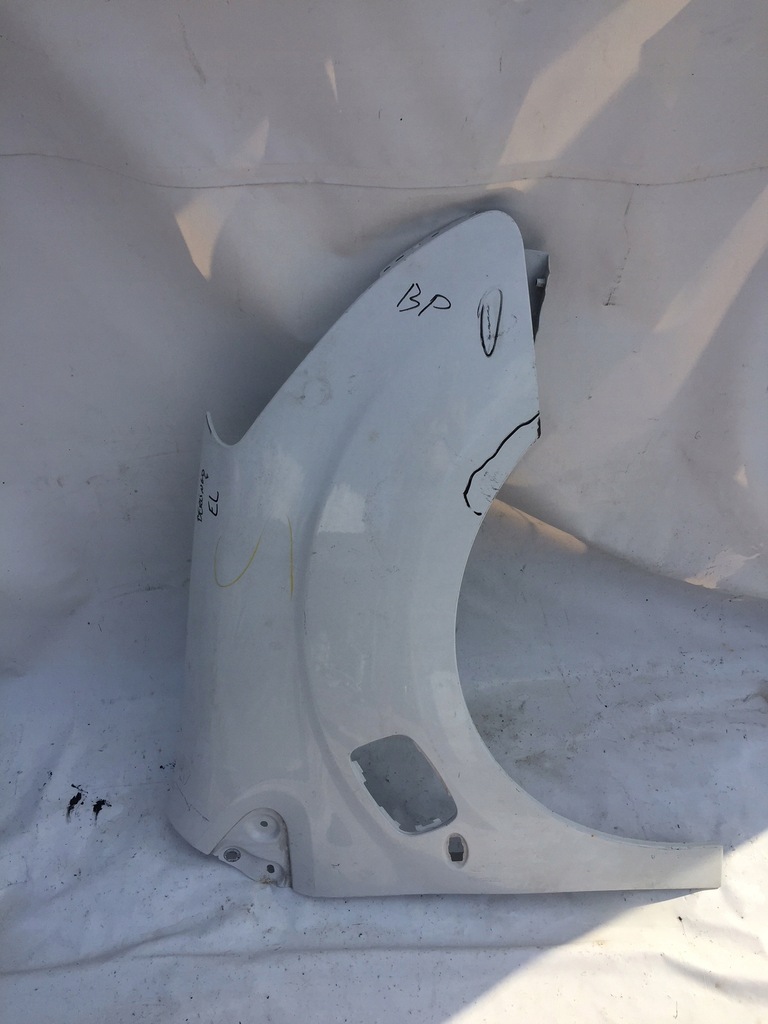 фото №1, Крыло partner berlingo 3 iii штекер правый перед