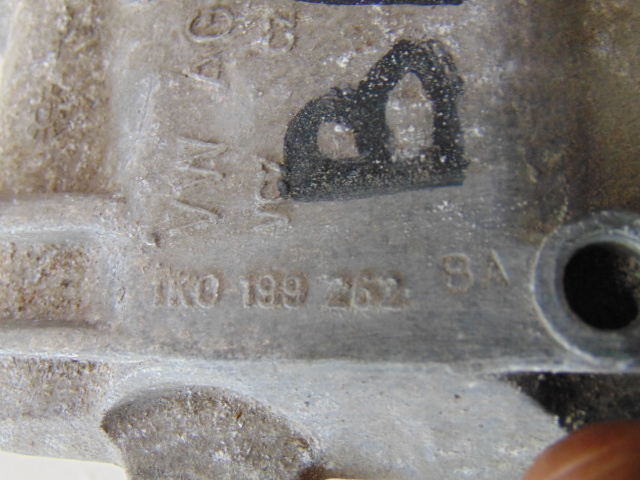 фото №6, Кронштейн двигателя a3 vw golf v passat b6 1k0199262ba