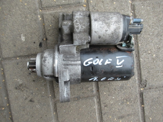 Купити Стартер vw golf v passat b6 a3 1.6 fsi
