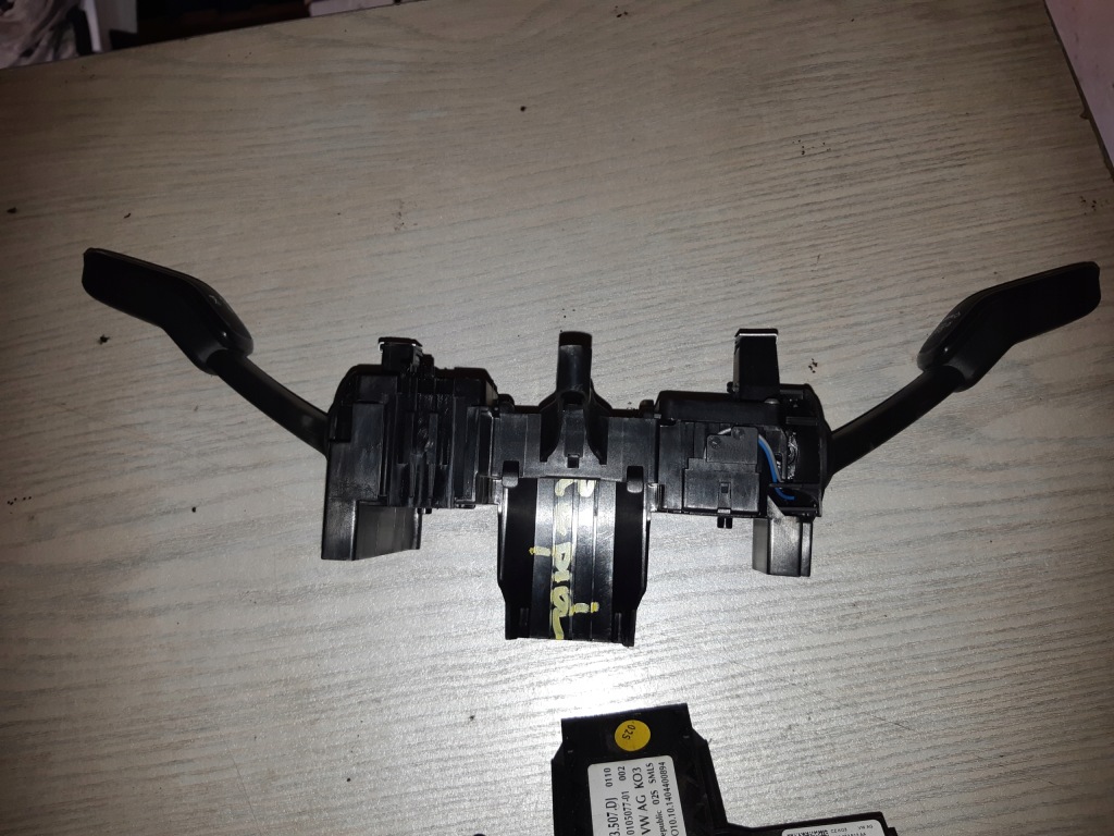 Переключатель комбинированный skoda rapid 12- Цена