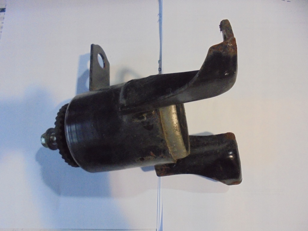 Купити Подушка двигуна ford fiesta mk7