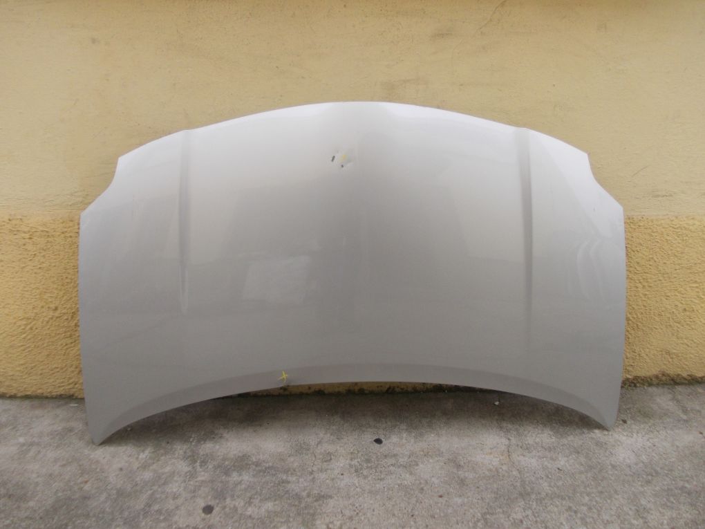 фото №1, Toyota auris i 06- 2006 капот