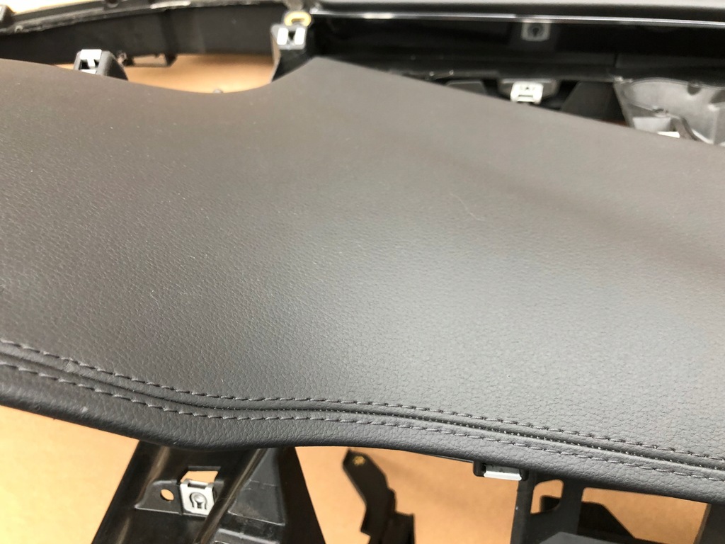 фото №7, Audi a8 s8 d4 4h lift панель приладів консоль head-up czarna