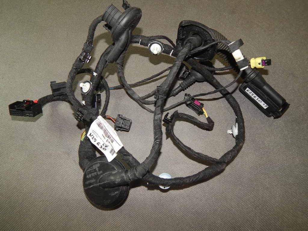 фото №1, Audi a8 d4 электропроводка дверь lp 4h0971029lt
