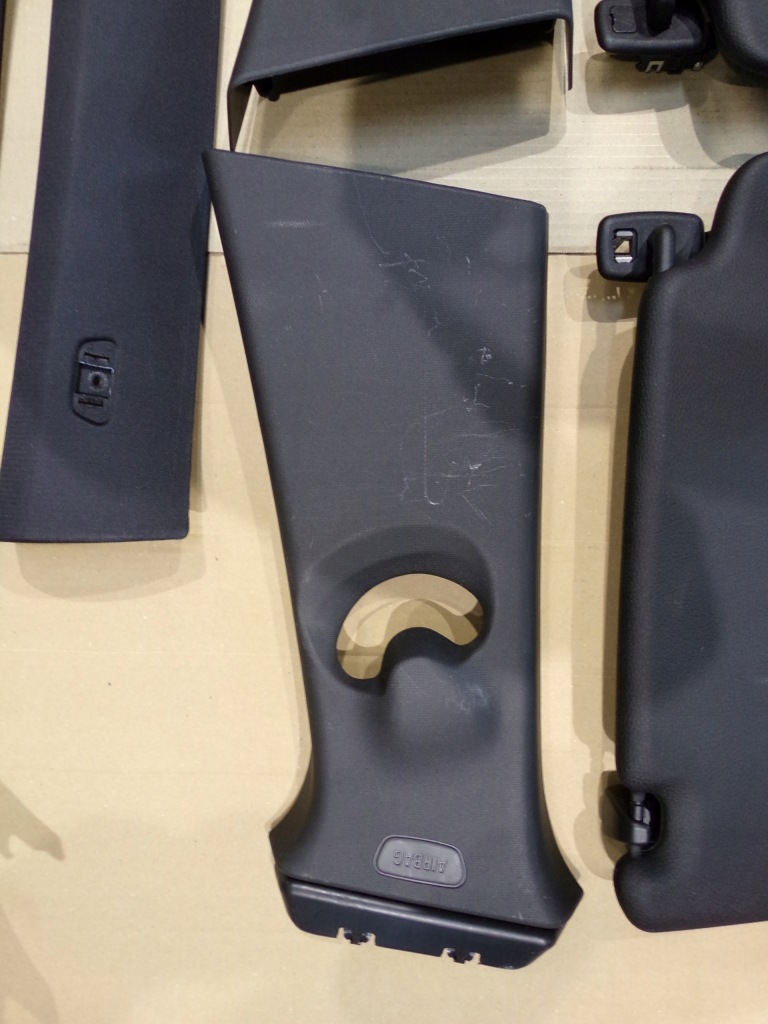 фото №12, Bmw x1 f48 потолок czarna mpakiet стойки 5-pas