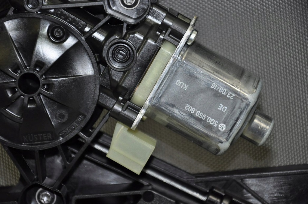 фото №7, Audi tt cabrio 8s вітрозахисний екран захист 8s7862951 8s7862951b 5q0959802