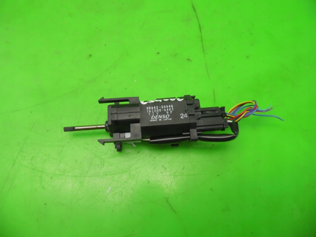 Купить Моторчик регулировки поперечина правый перед lexus ls460l