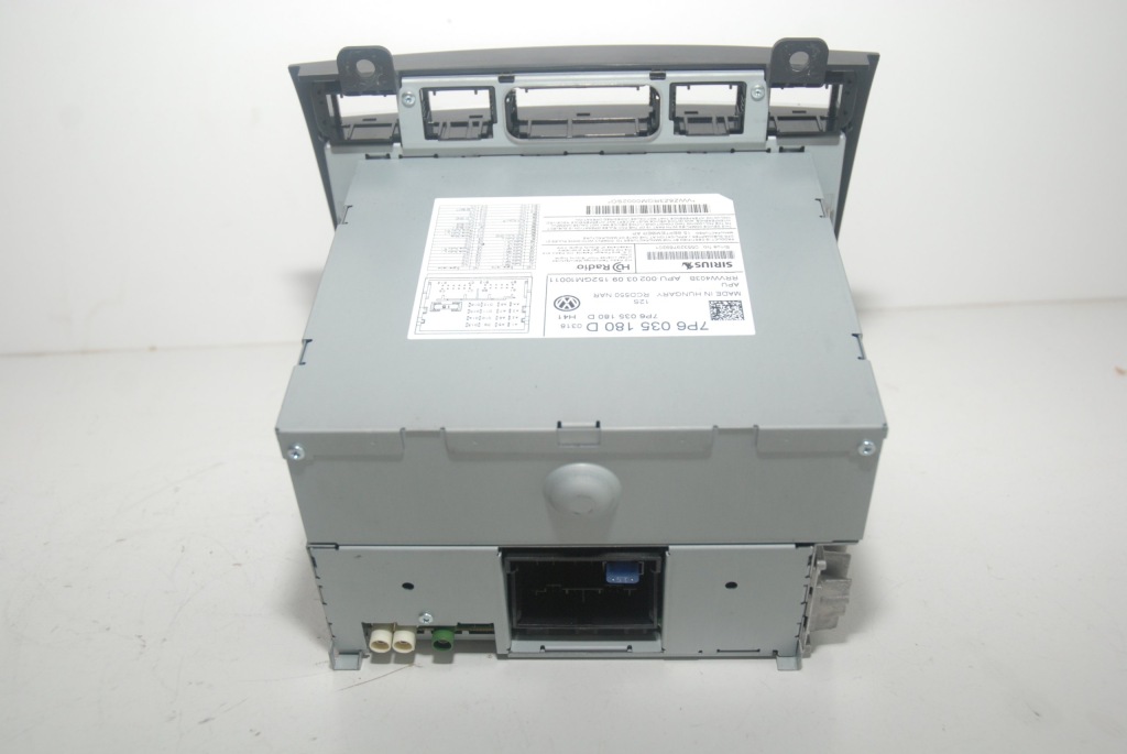 фото №3, Vw touareg радио media sd 7p6035180 usa