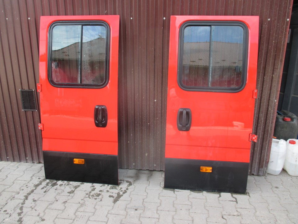 фото №1, Дверь задняя iveco daily 2014 новый model doka левая