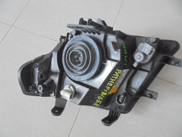 Фара правый левый do nissan pathfinder 2011 в Украине