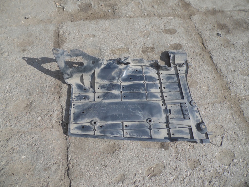 Купити Захист підвіска перед права lexus ls ls460l 12-17