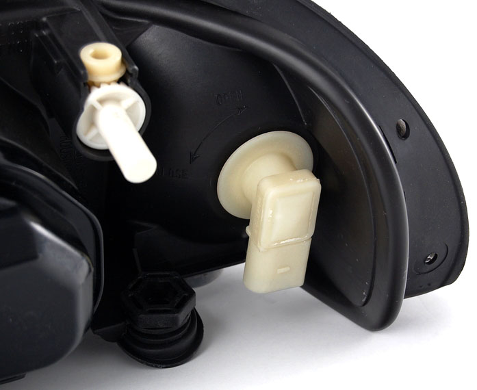 фото №13, Audi a4 b5 8d 99-01 лампы фары хром h7 depo