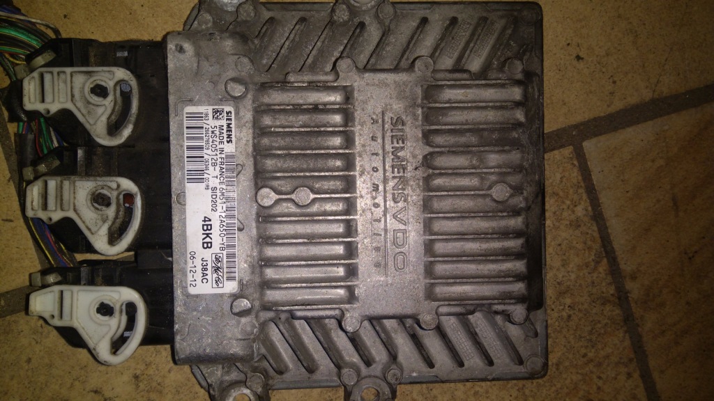 фото №1, Ford focus mk2 блок керування двигуна 6m5112a650yb 1.8d