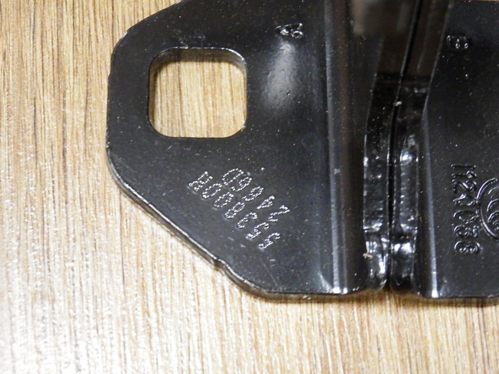 фото №2, Петля дверь tesla model s 553800h