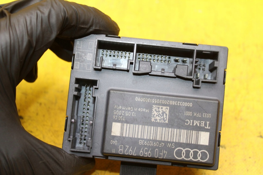 фото №4, Модуль дверь правый перед audi a6 c6 kombi