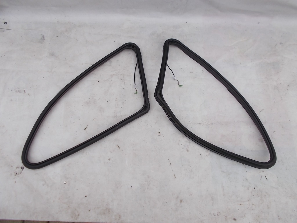 фото №1, Mercedes w251 прокладка кузовна права ліва задня