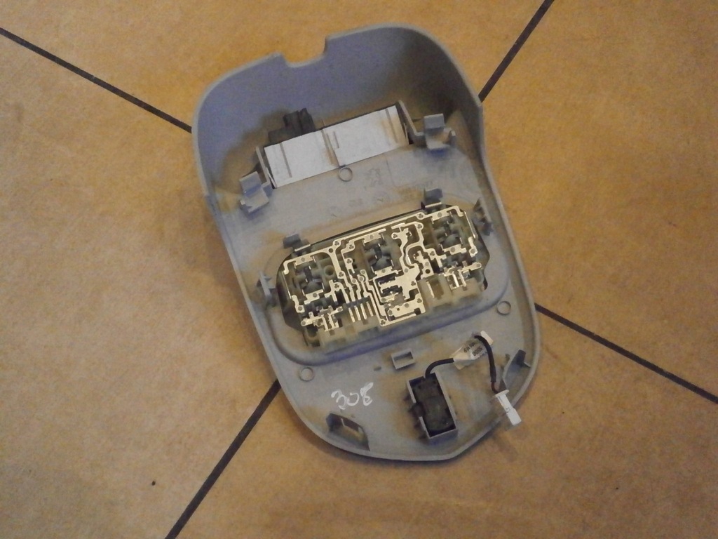 фото №3, Лампа внутренняя peugeot 308 sw