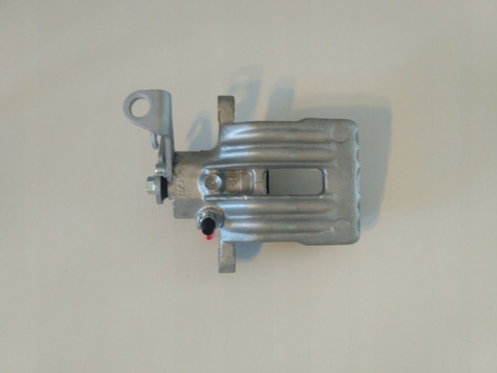 фото №1, Супорт задня правий alfa romeo 156 166 145-6 147