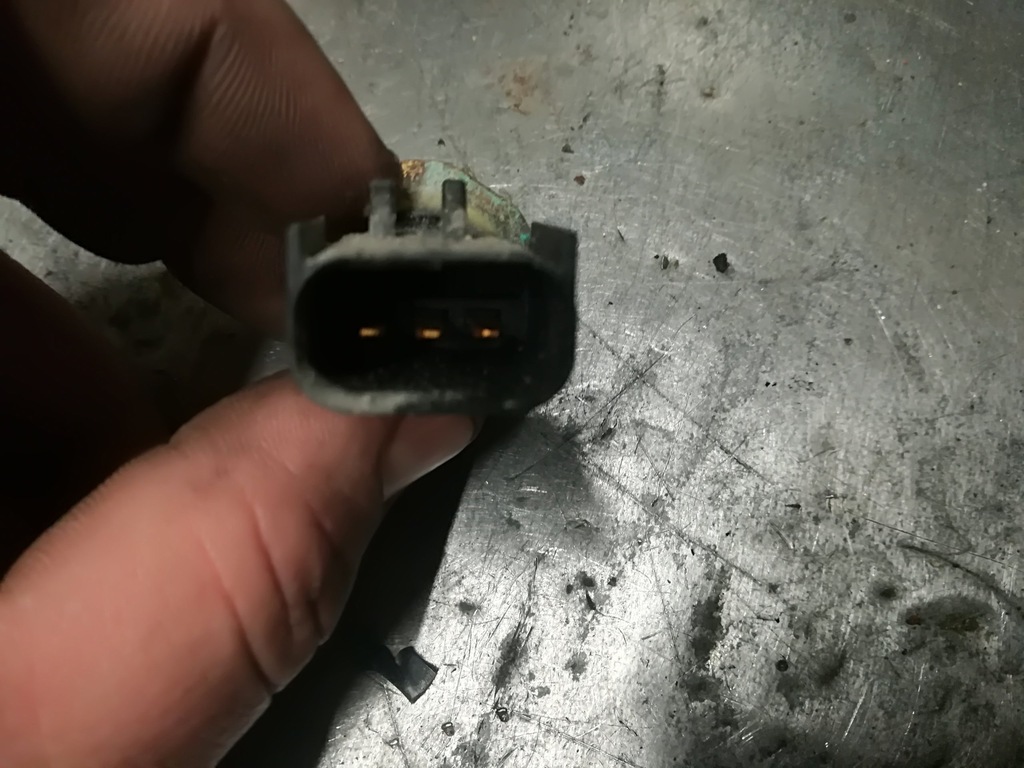 фото №4, Voyager town caravan 08-17r 3.6 датчик ciś оливи