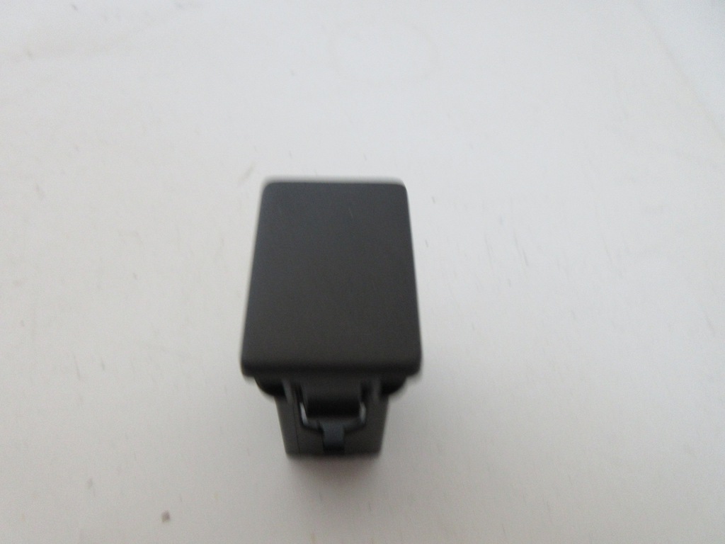 фото №1, Avensis t27 09-18 заглушка захист