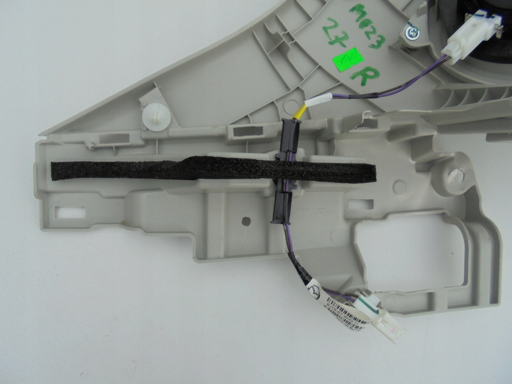 фото №7, Mazda 3 iii защита стойка правая задняя bjt768250 17r