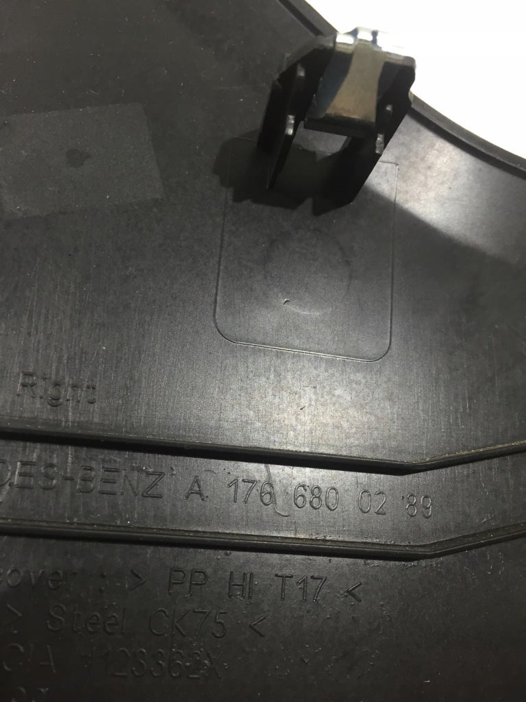 Mercedes w176 a-klasa заглушка консоли a1766800289 Доставка