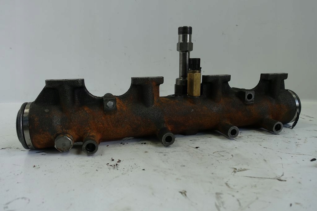 фото №5, Opel monterey 3.0 dti 98-99 молдинг впрыскная oryg