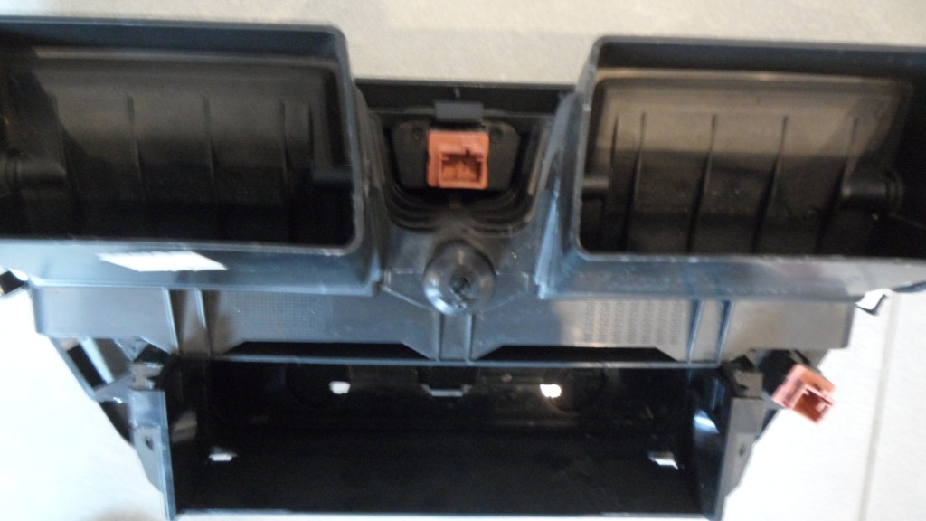 фото №4, Рамка вентилятора citroen c4 picasso