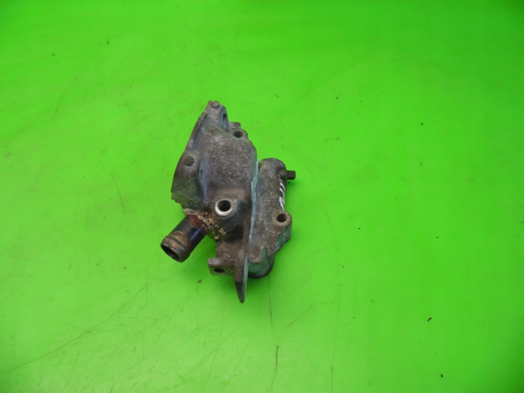 фото №7, Корпус термостата dacia logan i 1.4 8v 04-06