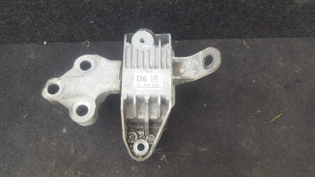 Купити Подушка двигуна opel astra 4 1.7 cdti