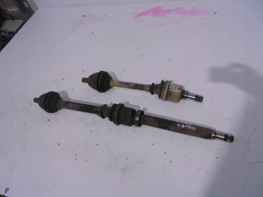 Купить Приводной вал правая  перед ford focus mk2 1.8 tdci