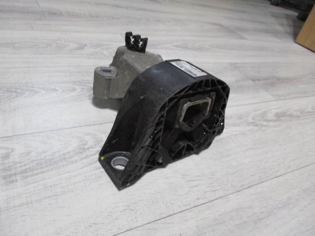 фото №1, Кронштейн подушки безпеки do renault clio iv 1.2 16v