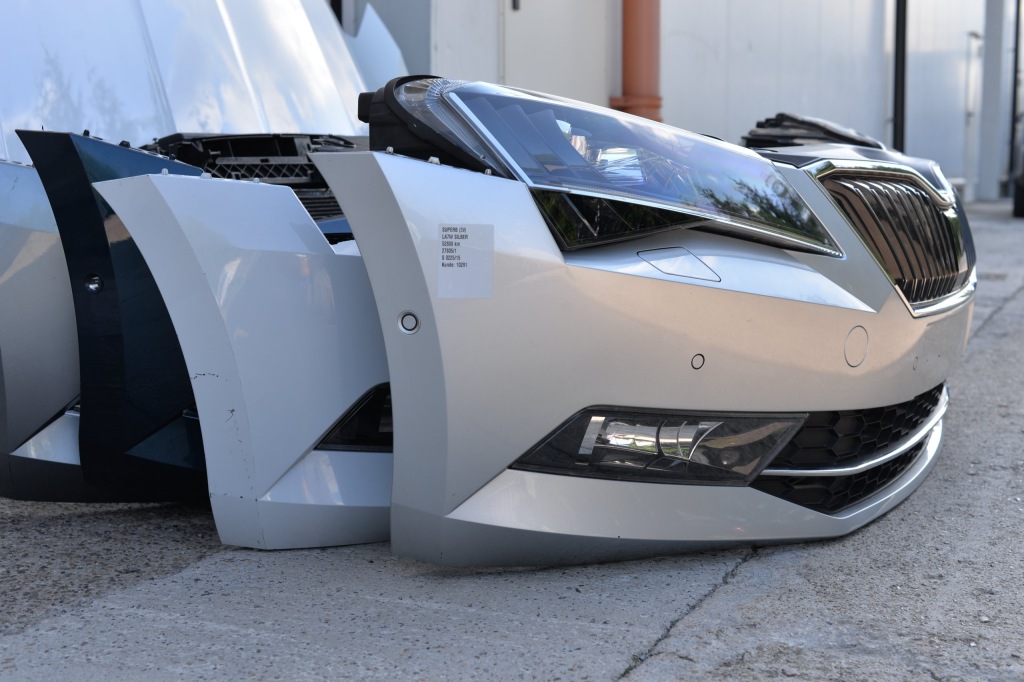 фото №11, Капот бампер крыло решётка радиатора pas лампа ксенон led skoda superb 3 3v iii 2015-