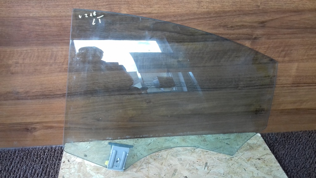 фото №1, Mercedes w218 скло лівий задня