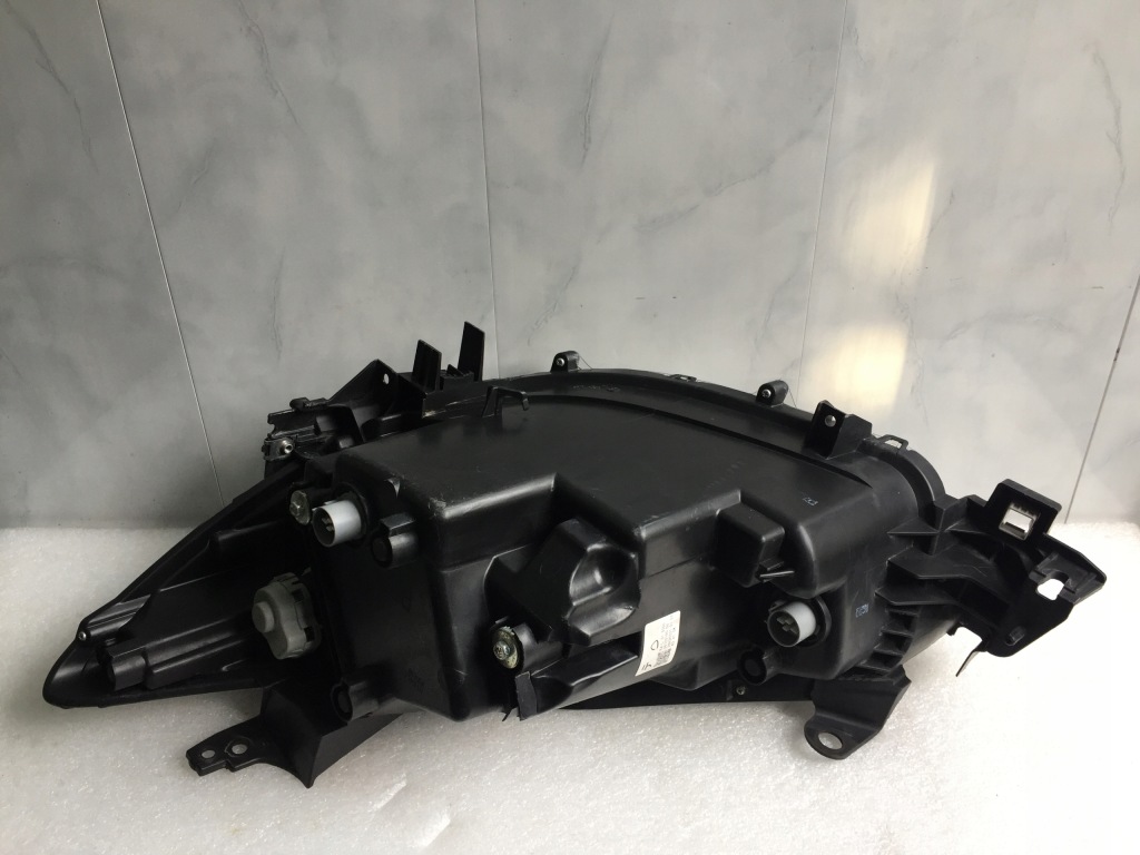 Mazda cx5 правый  фара перед full led рестайлинг  15-17 Доставка