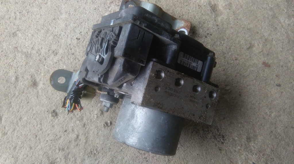 Купити Mitsubishi colt 04-08 насос abs