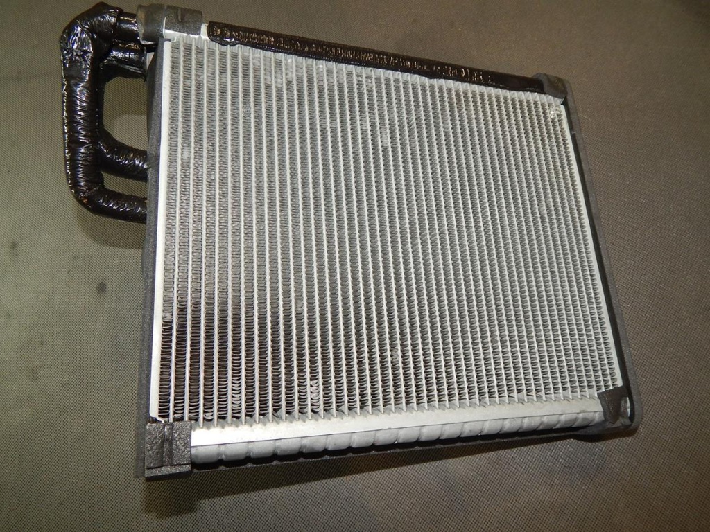 Audi a6 s6 4g випарник кондиціонера 4g0820181a Оригінал