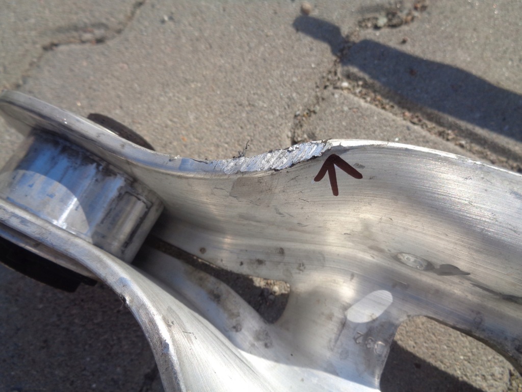 фото №12, Audi оригинальный номер 8w0505311e рычаг