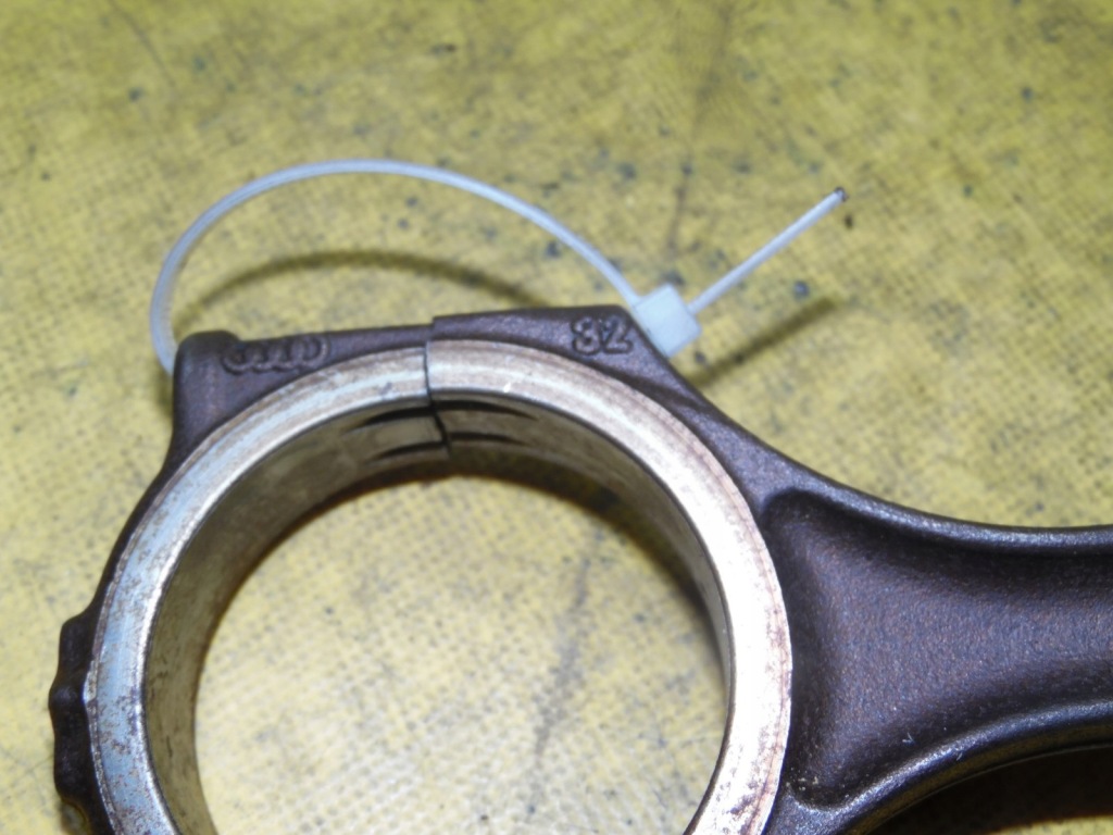 фото №8, Поршень поршні шатун шату́н a6 a8 d2 4.2 aqf 84l30